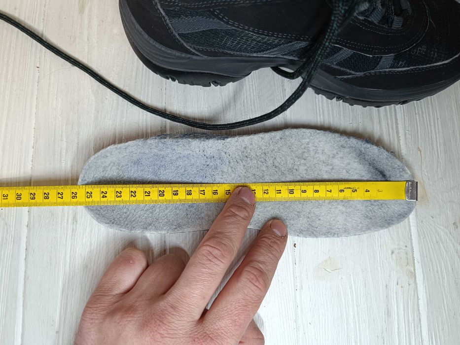 - Lowa Trident II GoreTex