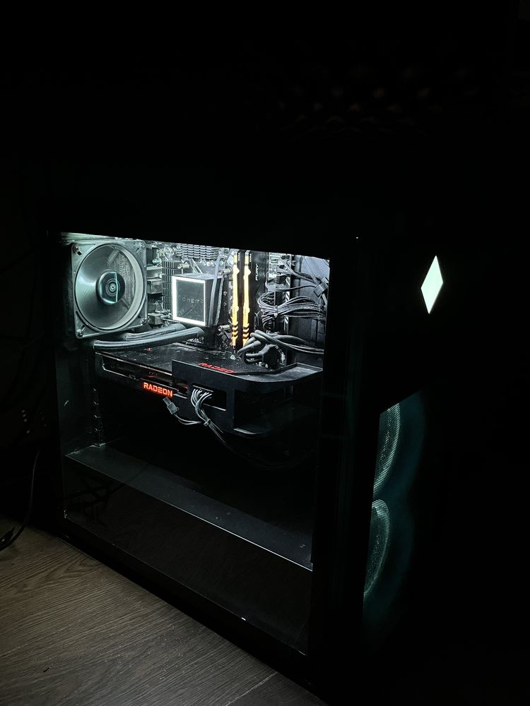 Komputer OMEN 40L