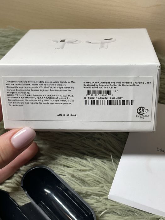 AirPods Pro орігінал