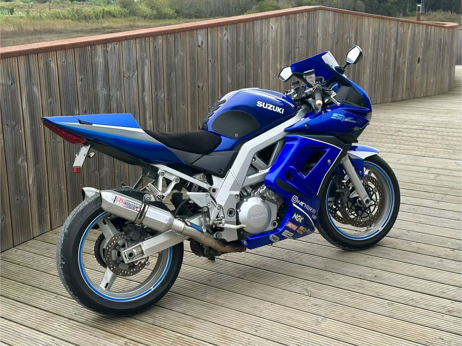 Suzuki SV1000S V2