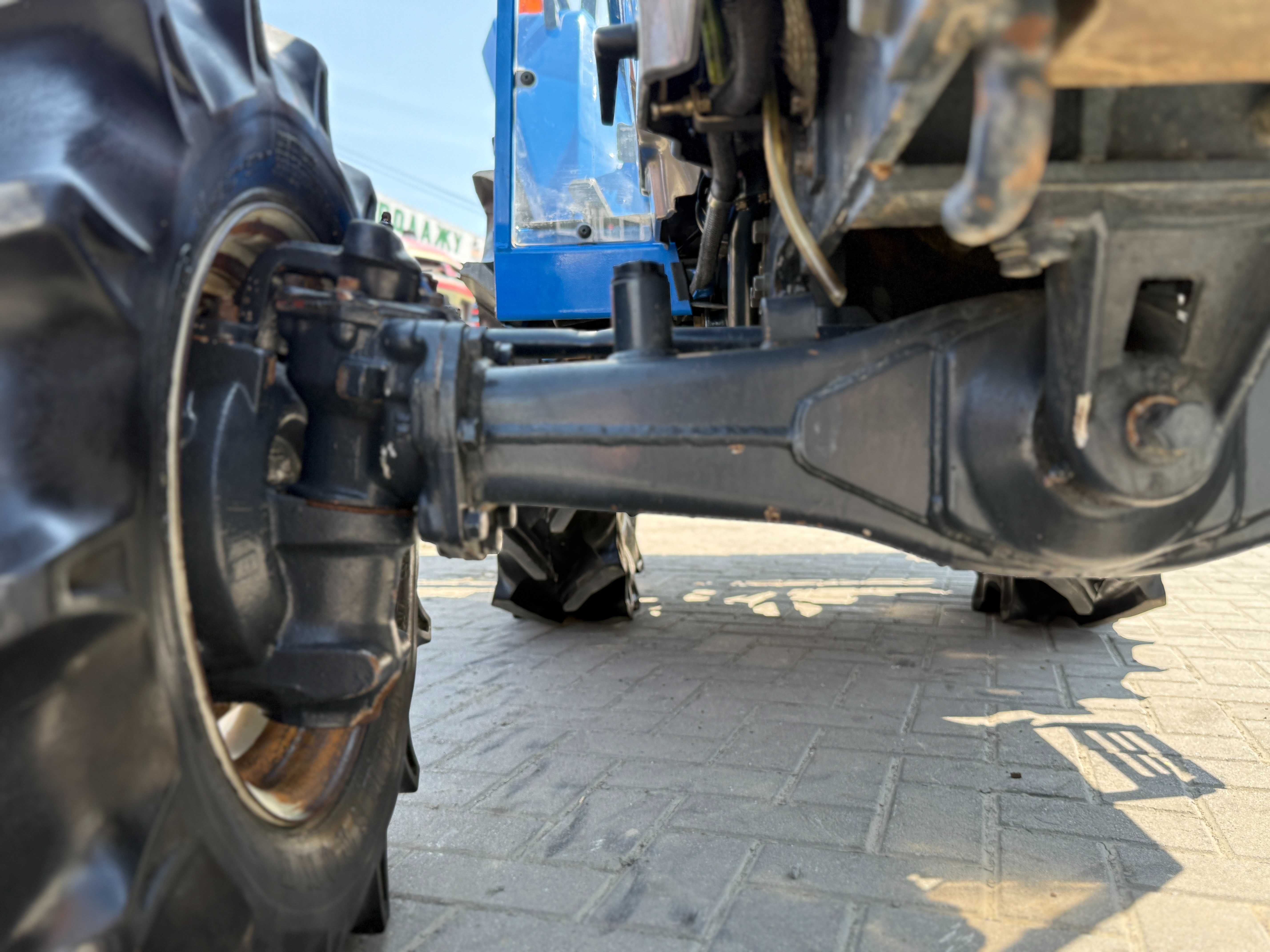 Японський мінітрактор ISEKI TA263 + фреза