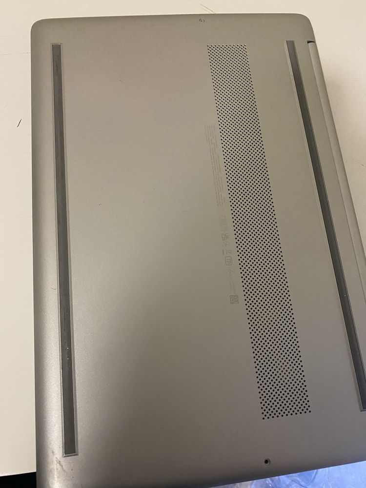 Portátil HP 15-fc0025np - Ryzen 5 | 16GB RAM | 512GB SSD | Windows 11