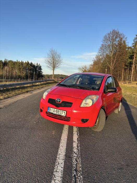 Sprzedam Toyote yaris 1.0benzyna 2007r