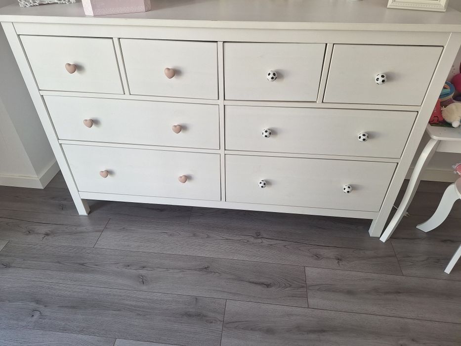 HEMNES
Cómoda c/8 gavetas, velatura branca, 160x96 cm