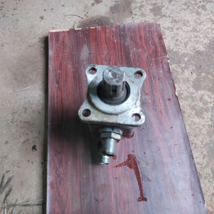 Bomba hydraulica MEILLER KIPER 266\1 de pistoes