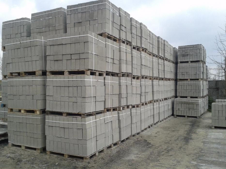 Bloczki betonowe fundamentowe 3,55zł