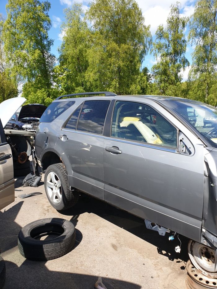 listwy chromowe cadillac SRX 2005 ROK