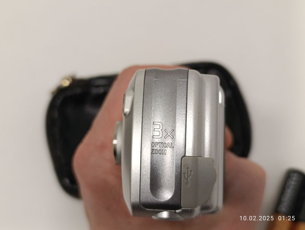 Aparat cyfrowy SONY Cyber-Shot DSC-S600 6mp vintage retro y2k ZEISS CC