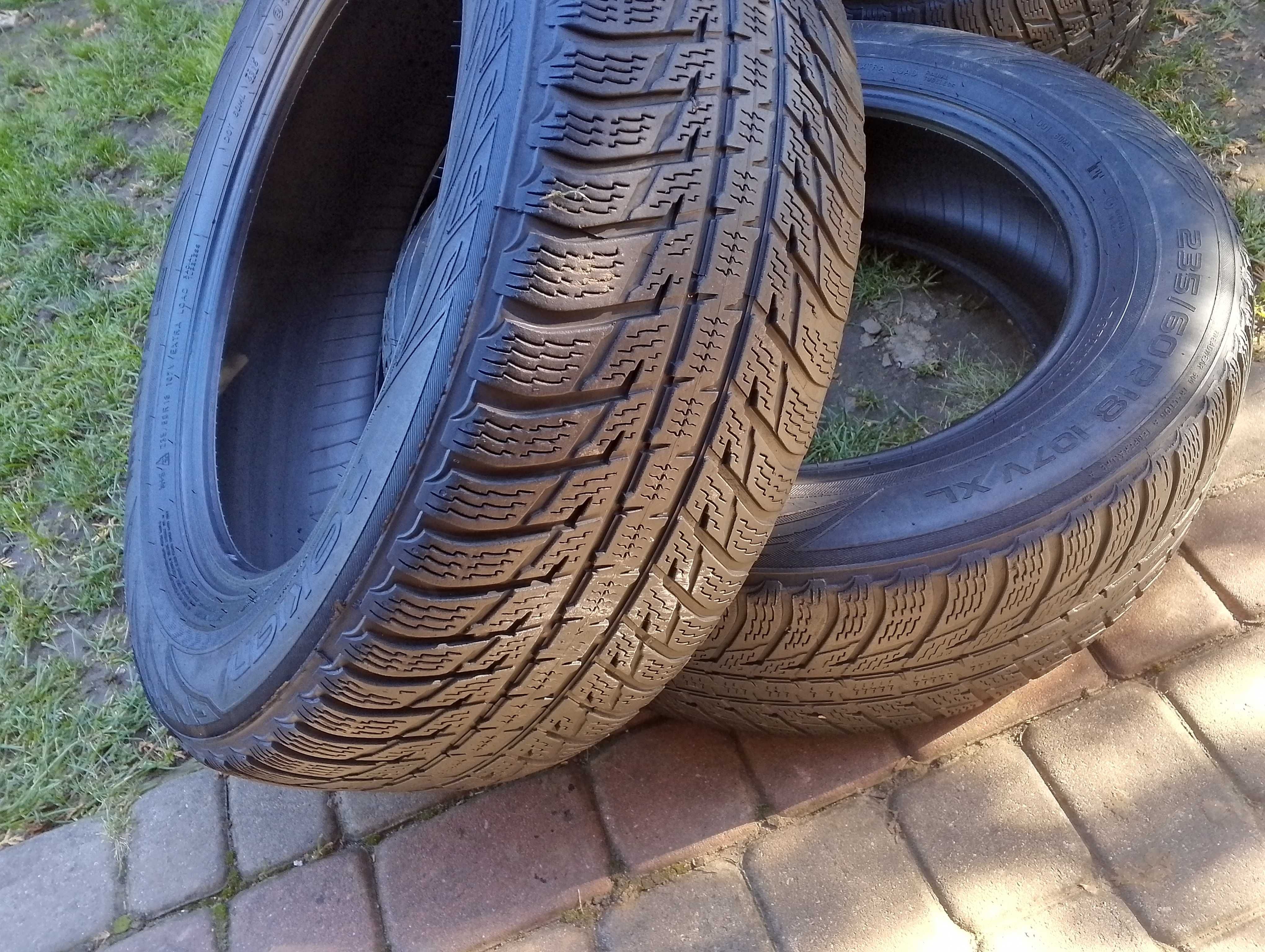 opony 2szt. 235/60/18 108 H  Nokian SUV