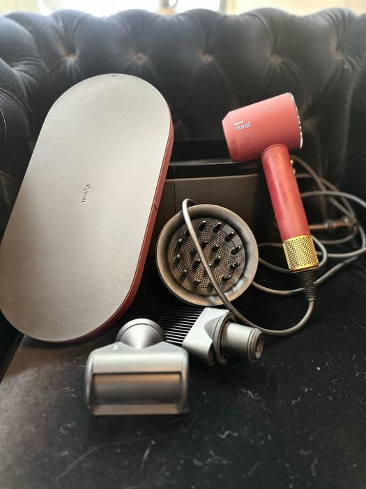 Secador Dyson Nural ediçao especial dia dos namorados