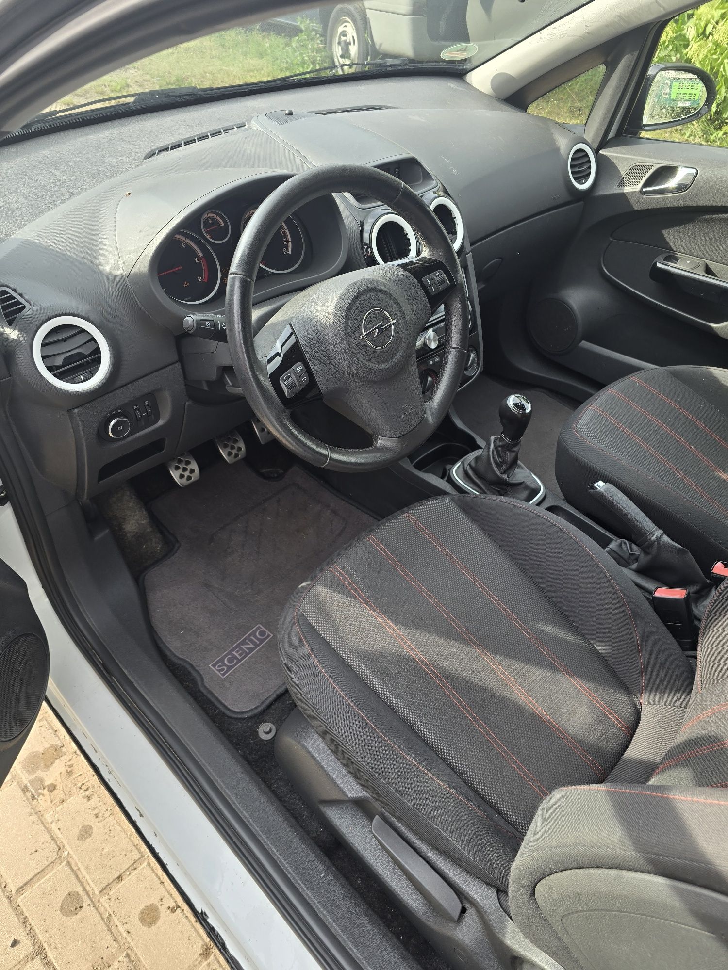 Opel Corsa OPC 1,7 130KM mały przebieg!