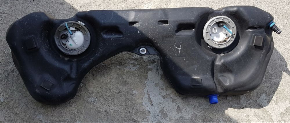 Zbiornik paliwa bak bmw e88 e82 coupe