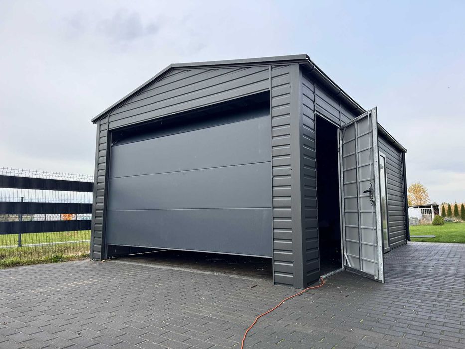 Garaż blaszany 4x6.5m dwuspadowy, grafit, brama segmentowa
