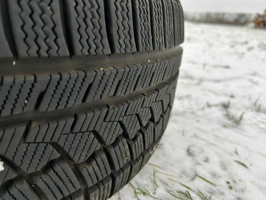 Zeetex WH1000 rozmiar 225/40R18 DOT2420 PARA