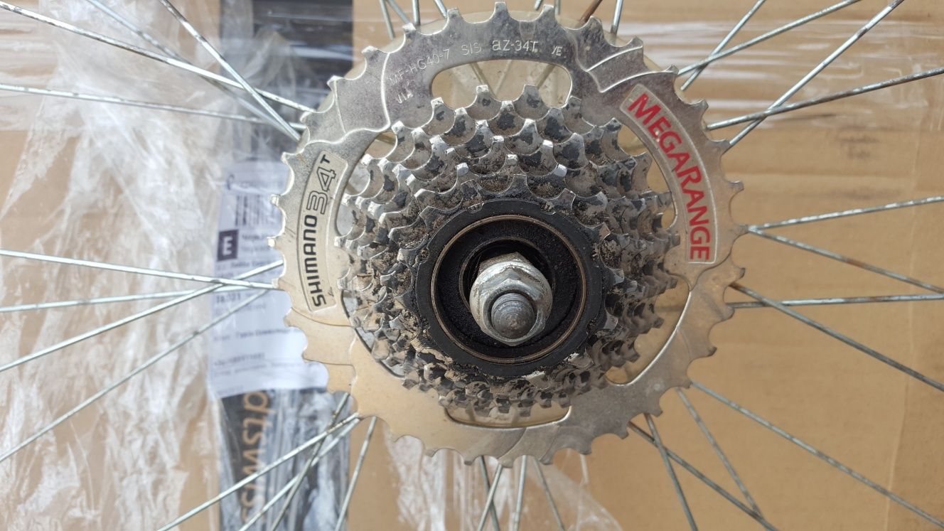 Колесо заднє 28 Shimano в зборі