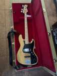 jazz bass fender impecável