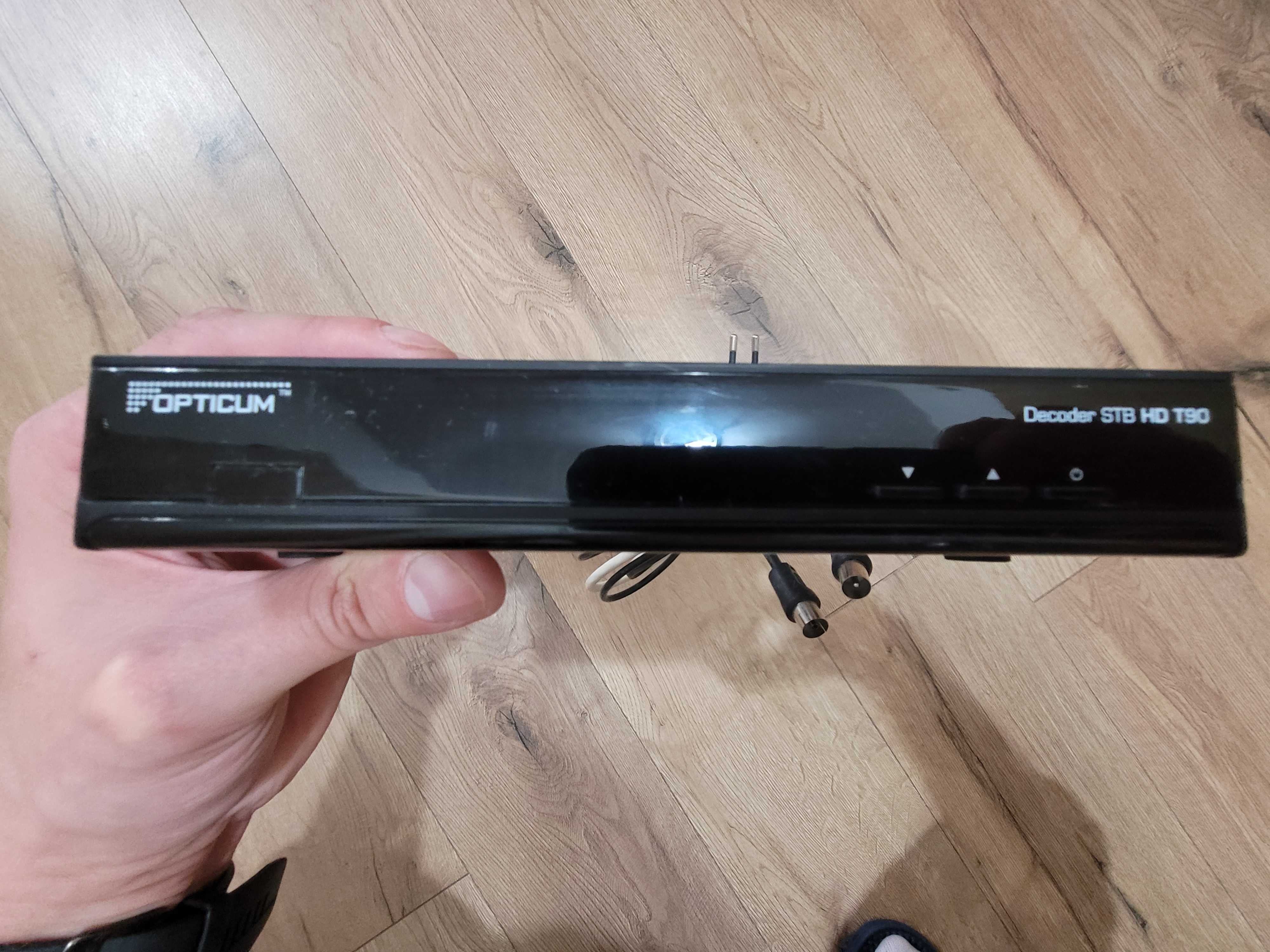 Dekoder STB HD T90