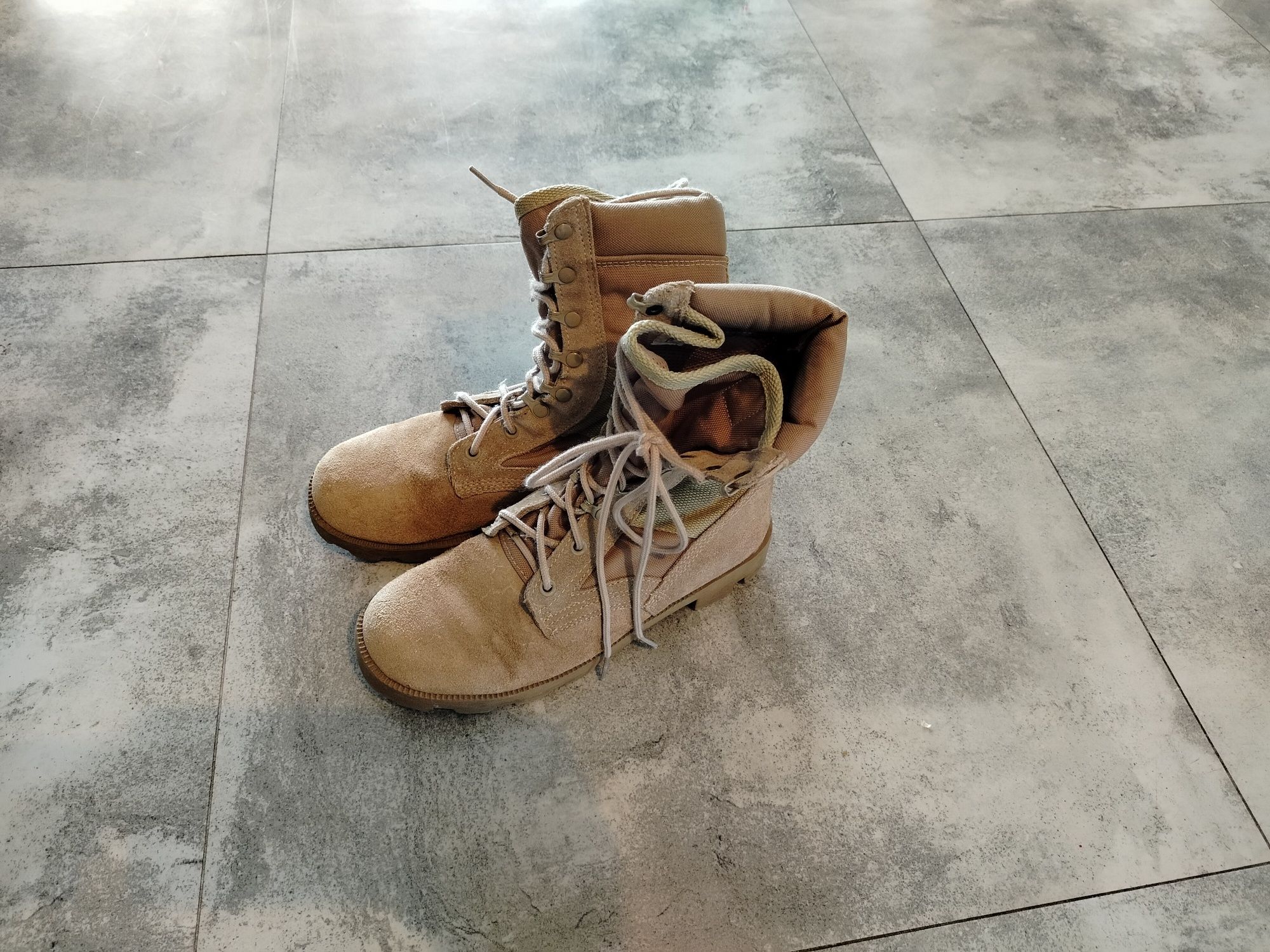 Buty trzewiki wojskowe letnie, pustynne. Mil - Tec, US Desert boots.