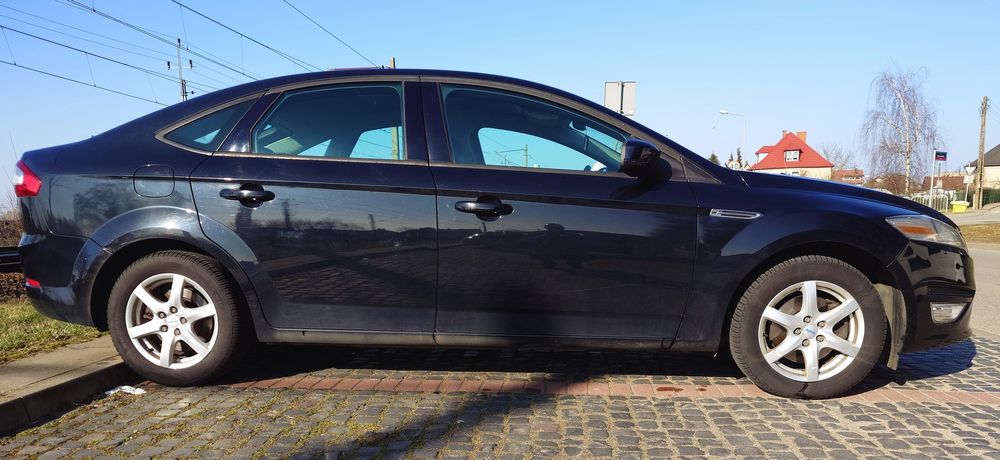 Sprzedam koła Alutec 16"  z oponami Michelin Crossclimate