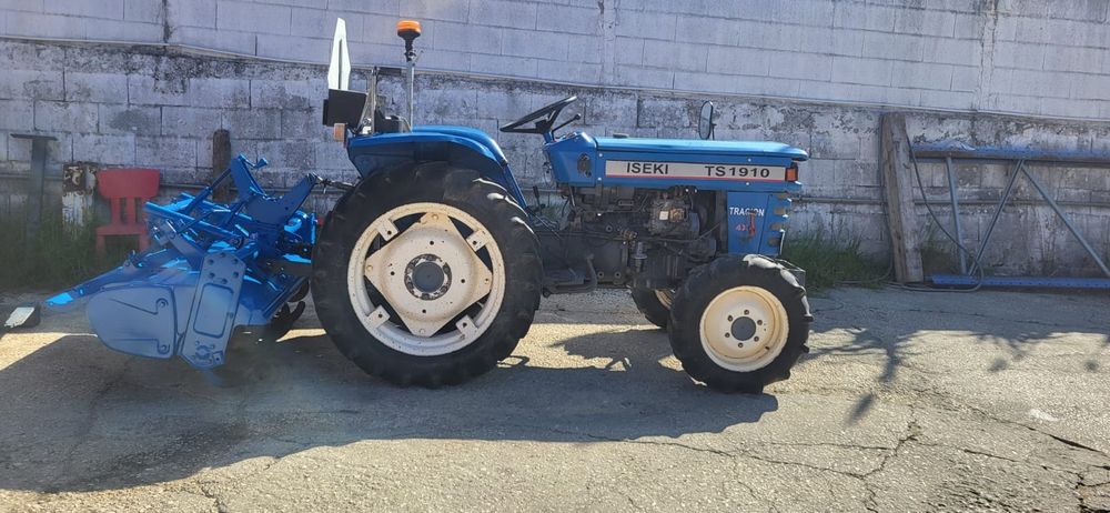 Tratror iseki t s 1910