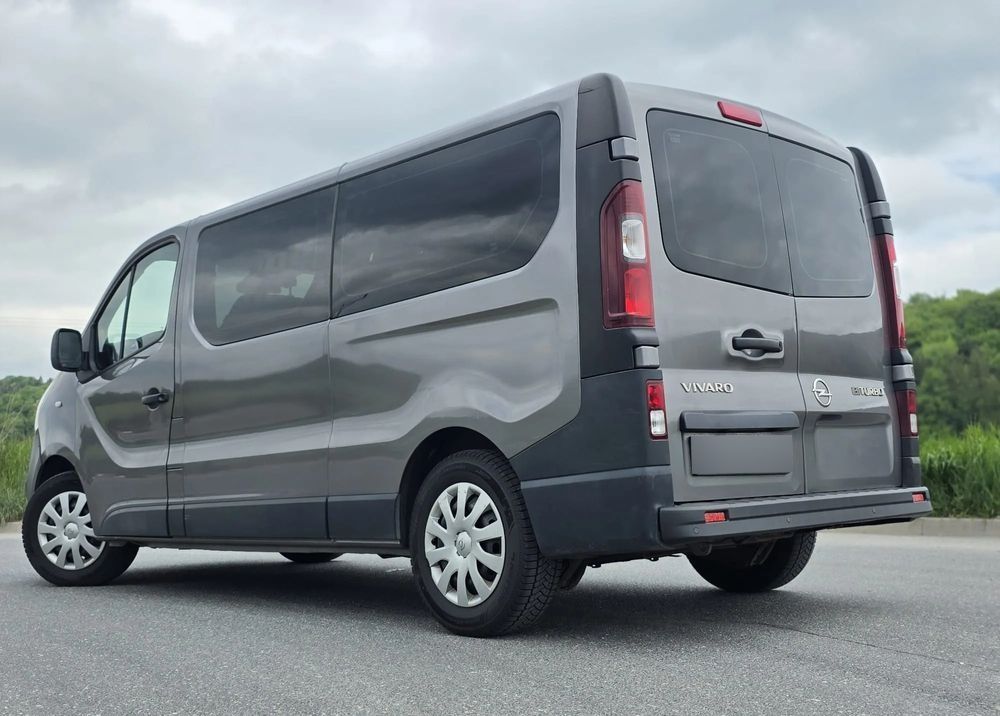 Opel Vivaro 2015