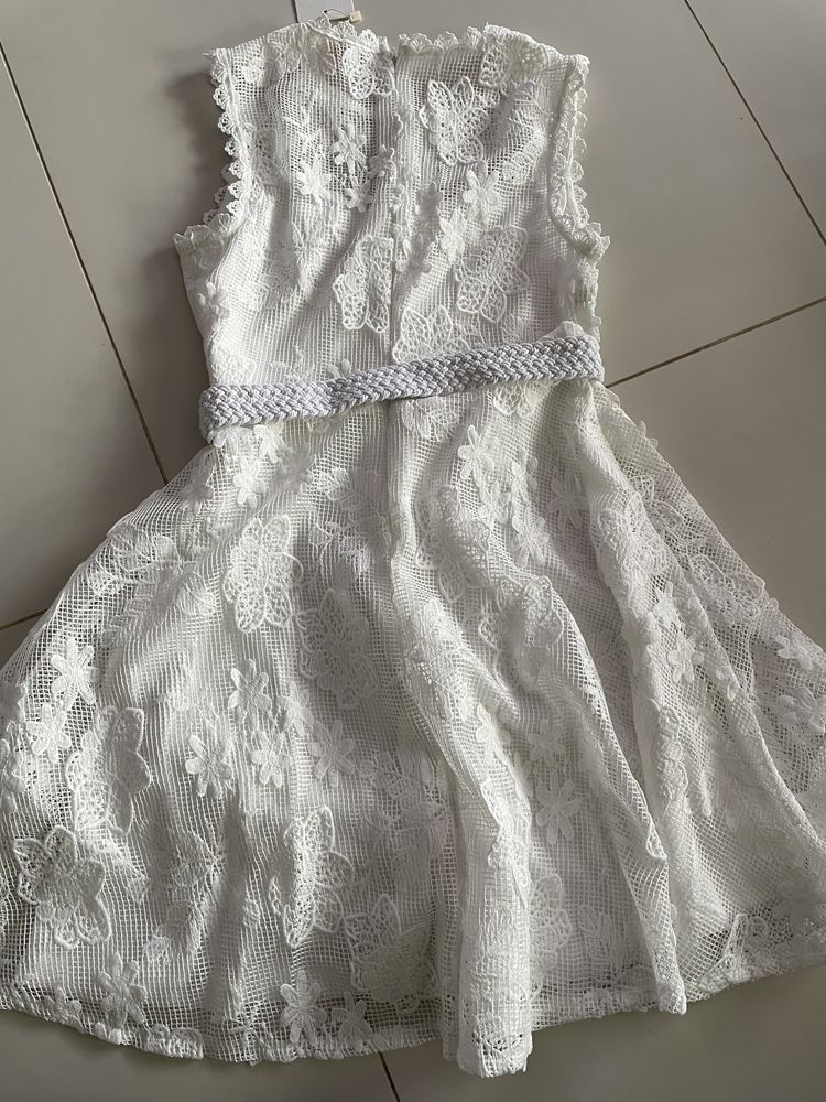 Nowa sukienka biała 36