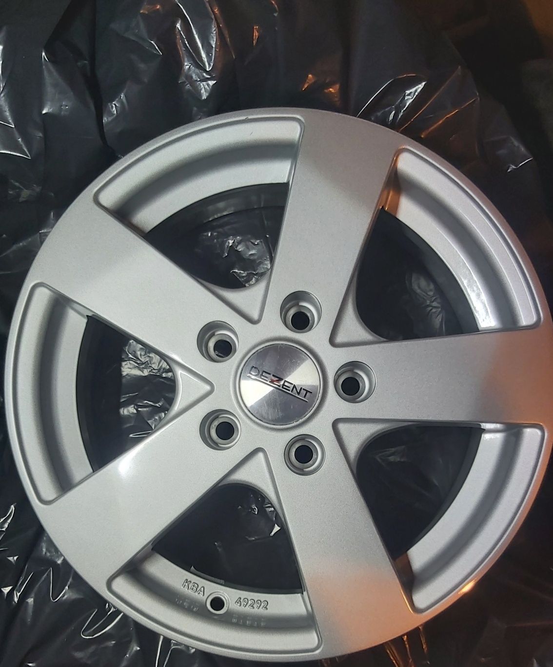 Felgi Felga Alu aluminiowe aluminiowa Dezent 5x112 15" 6j NOWE