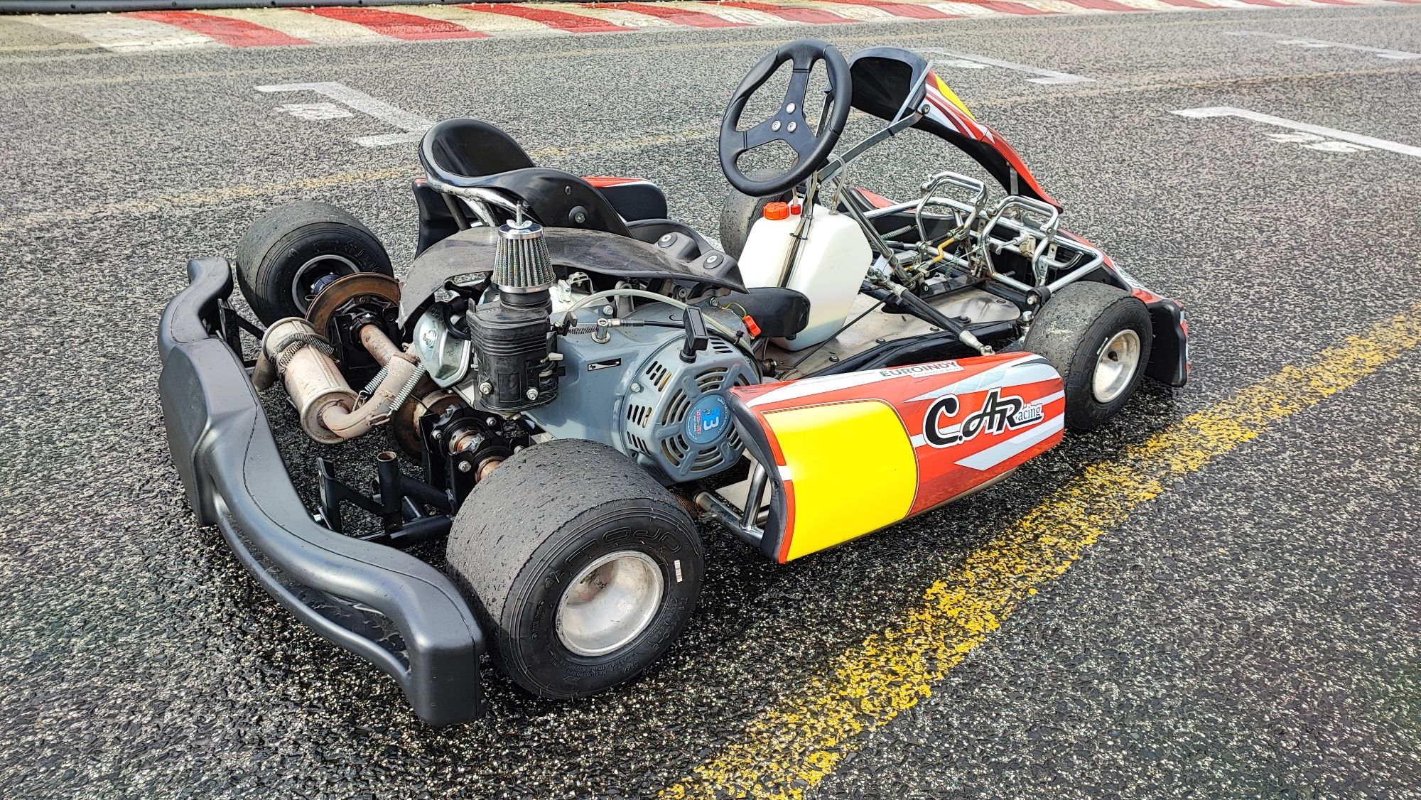 Kart com motor 390cc