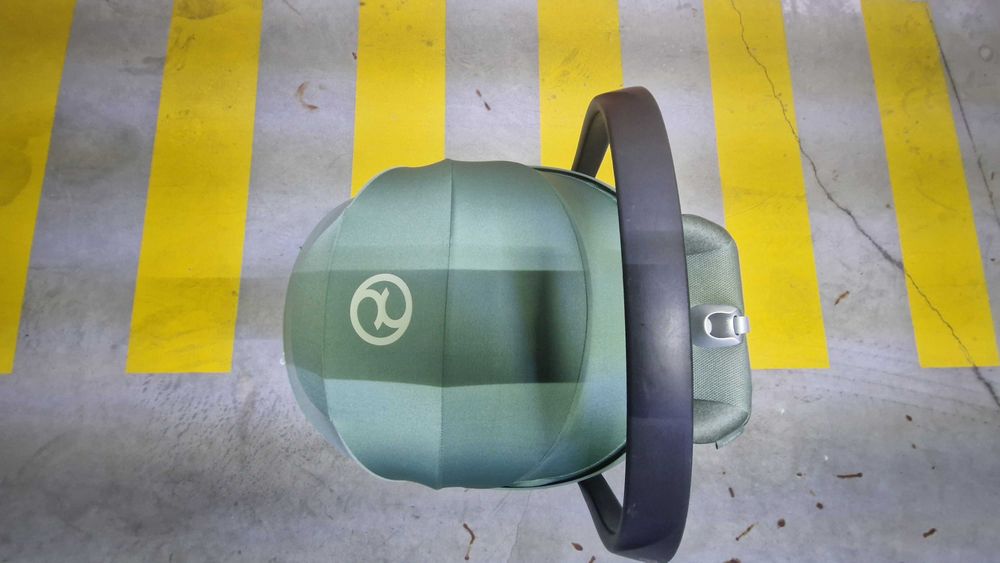 Ovo Cybex Cloud T I-Size Plus/leaf Green-Dark (como novo)