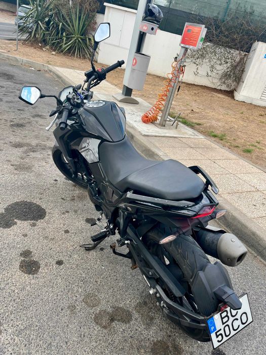 Vendo Mota NH-X 125 de 2023 com 11000km