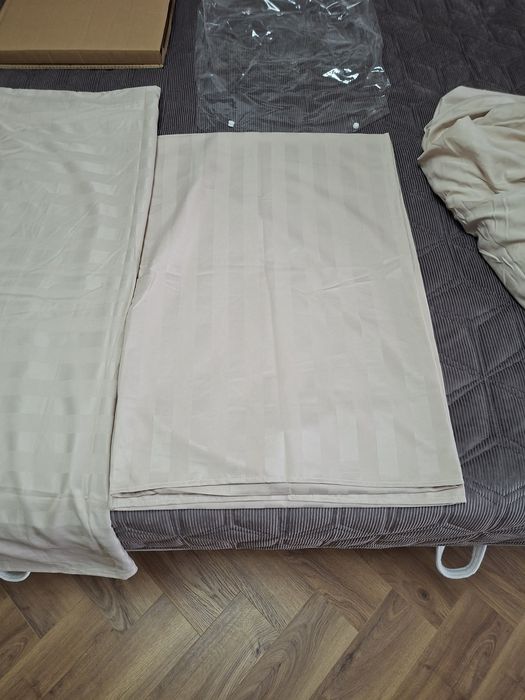 Постільна білизна