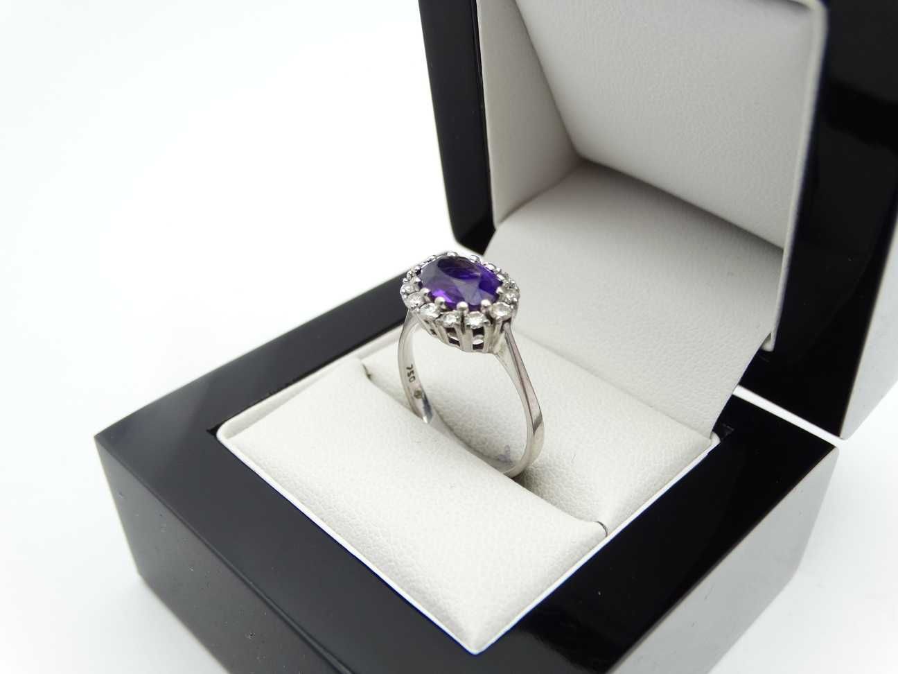 Złoty Pierścionek 3,97g P750 R17 Ametyst 1,5ct Brylanty 0,42ct Białe Z