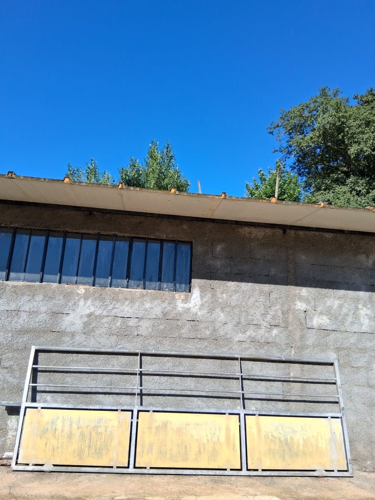 Portão galvanizado