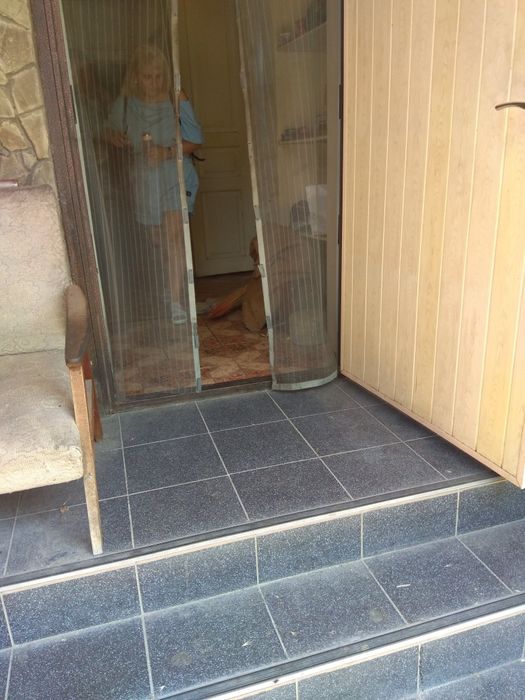 Сдам половину дома.