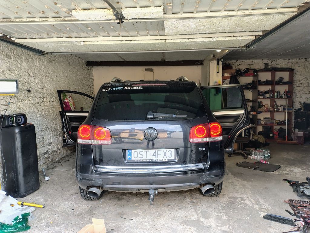 Lampy tył tylne LED ringi tuning Touareg 7L