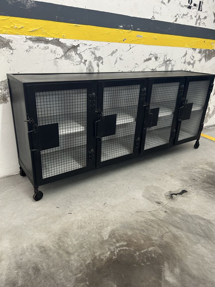 Movel estilo industrial