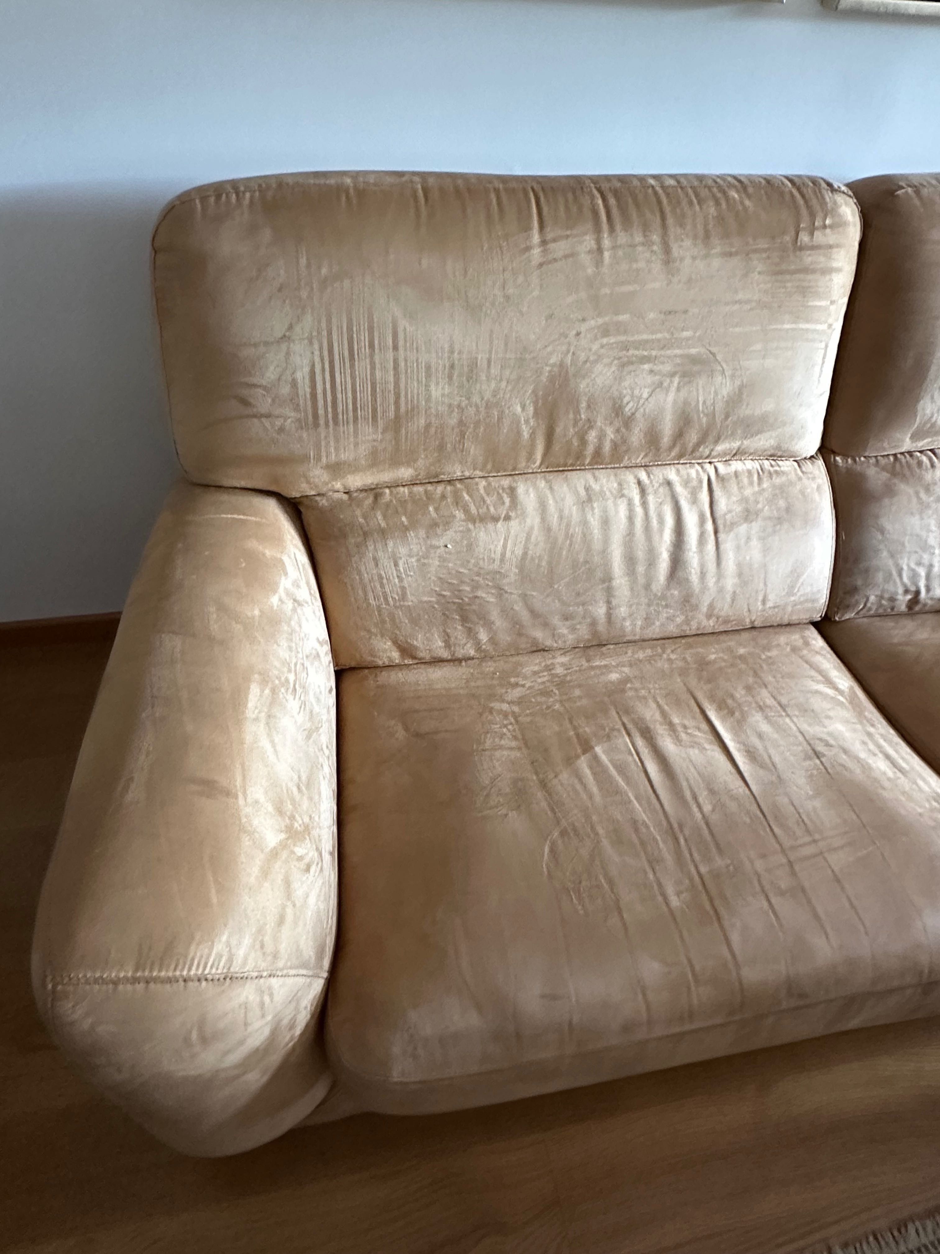 Conjunto sofás bege