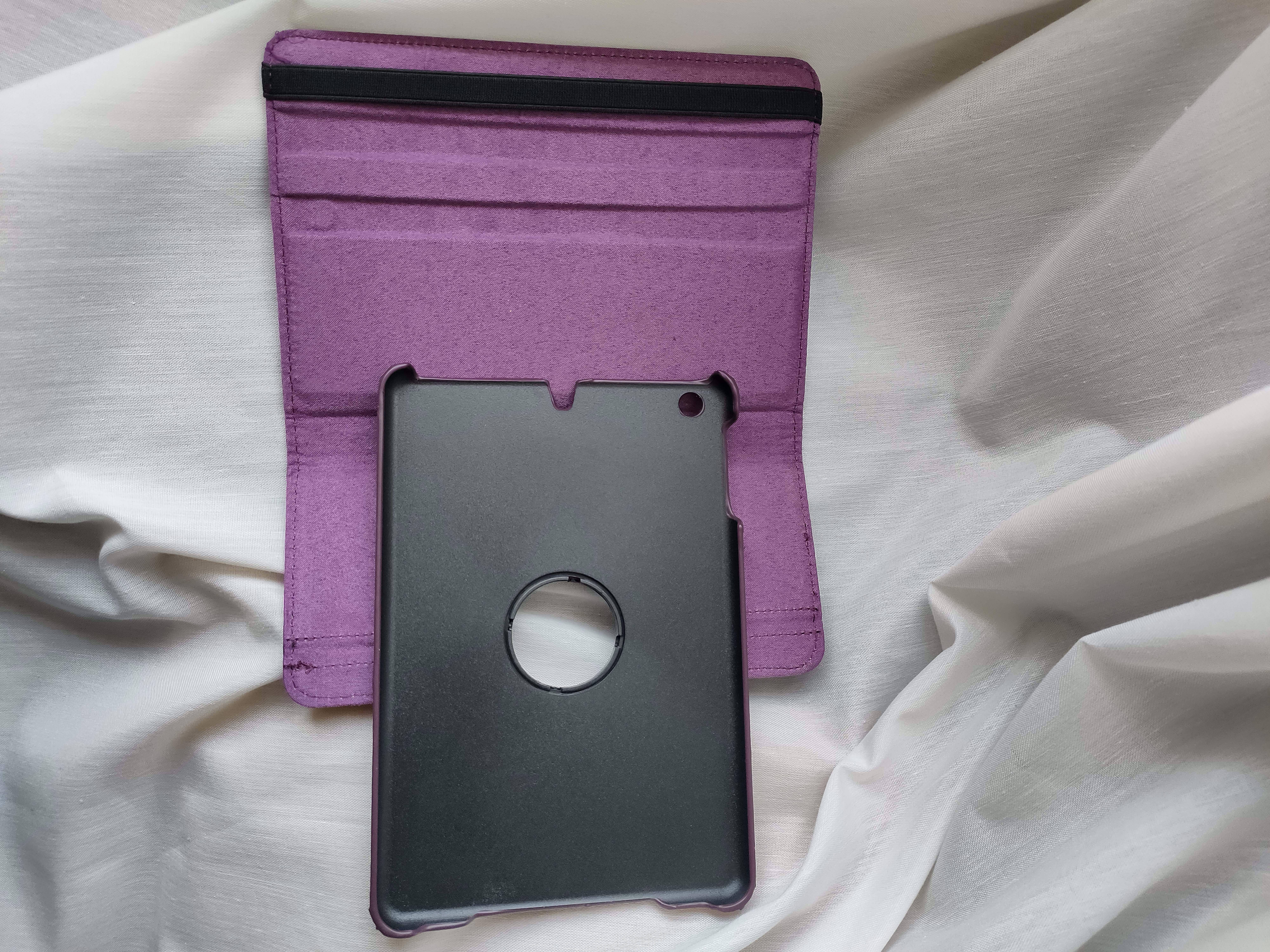 Capa para Tablet cor roxo Beringela
