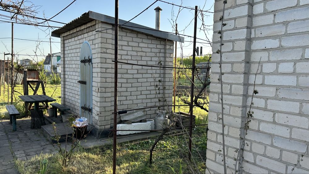 Продам дачу на Довгинцево Калініне