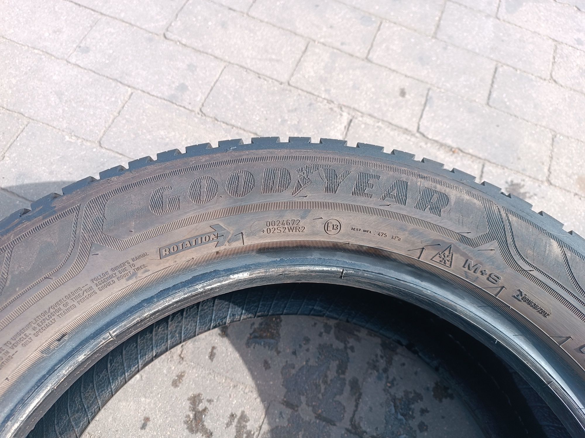 225/55R17C Goodyear Vector 4Seasons CARGO  MO-V