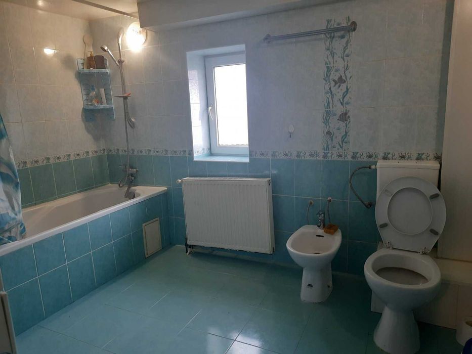 Продається будинок у Єзуполі, поруч Івано-Франківська