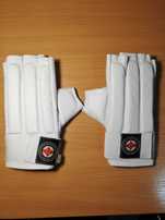 Rękawice piąstkówki karate L nowe