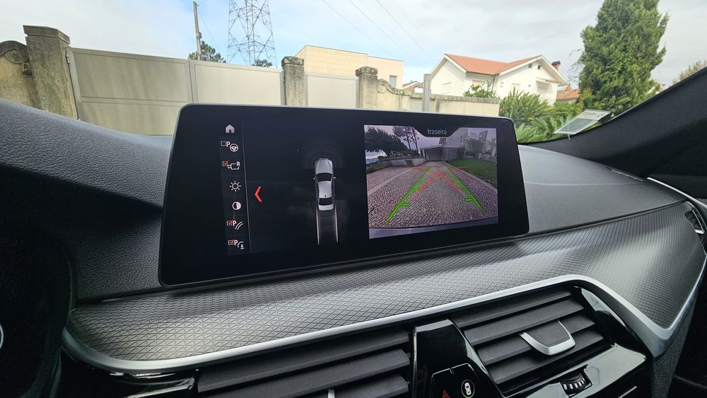 BMW  530 e pak M