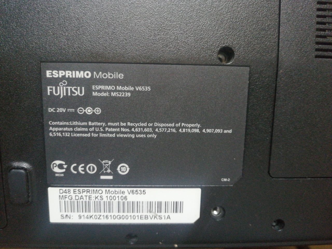 Fujitsu esprimo mobile v6535.
