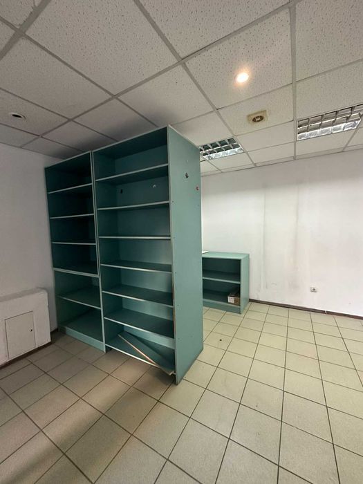 Продаж комерційне приміщення р-н кінотеатру Космос