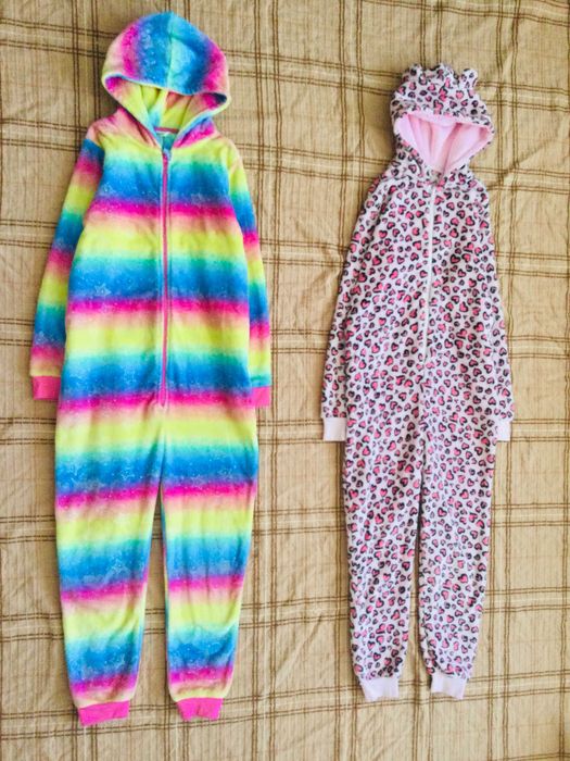 11-12 рок. 152 зріст M&Co Флісовий кігурумі Райдужний і з Сердечками