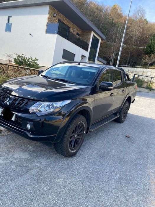 Mitsubishi L200 2.4 DI-D CD Instyle Sportb.Strakar 4WD
