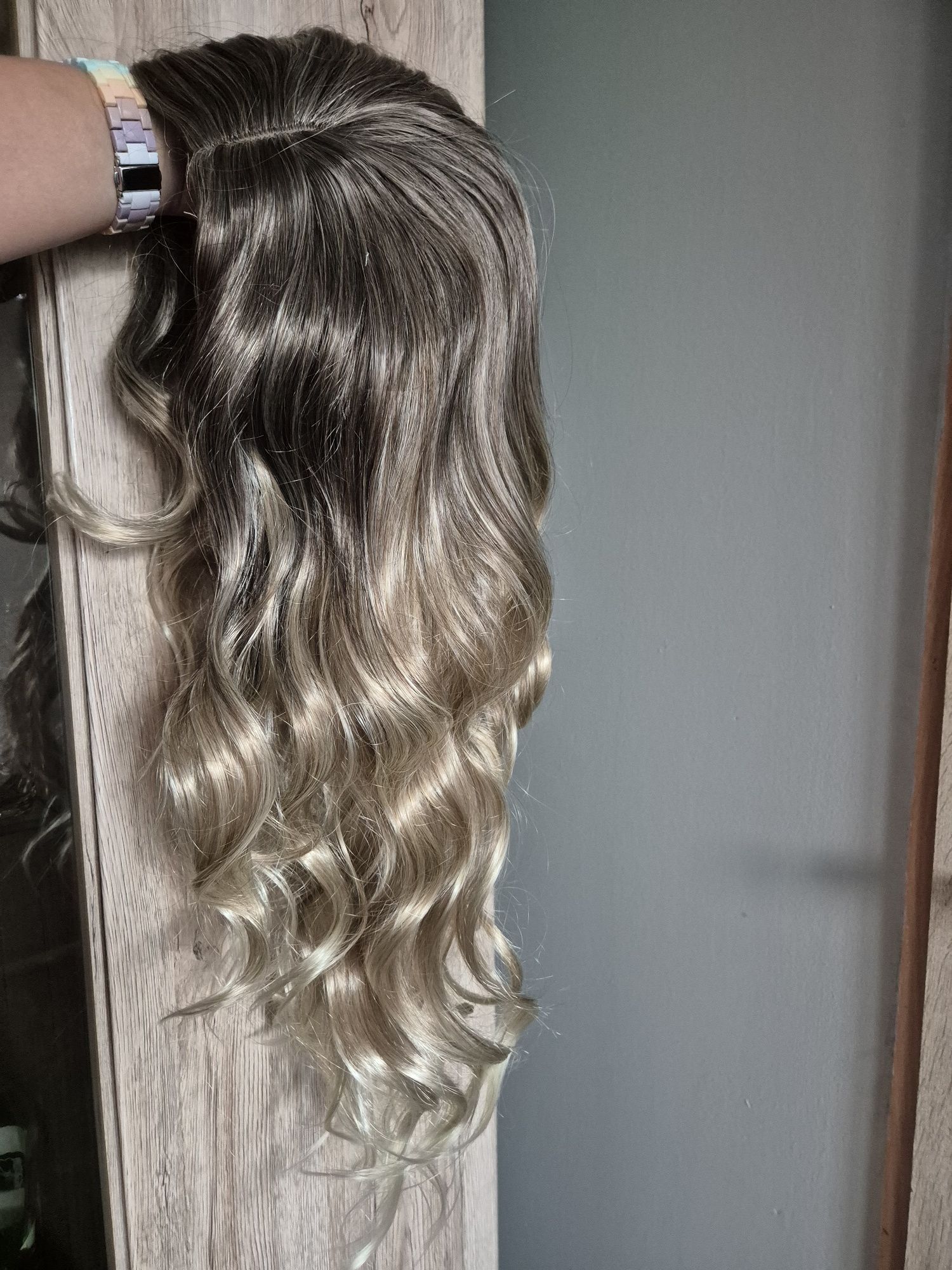 Peruka syntetyczna 60 cm