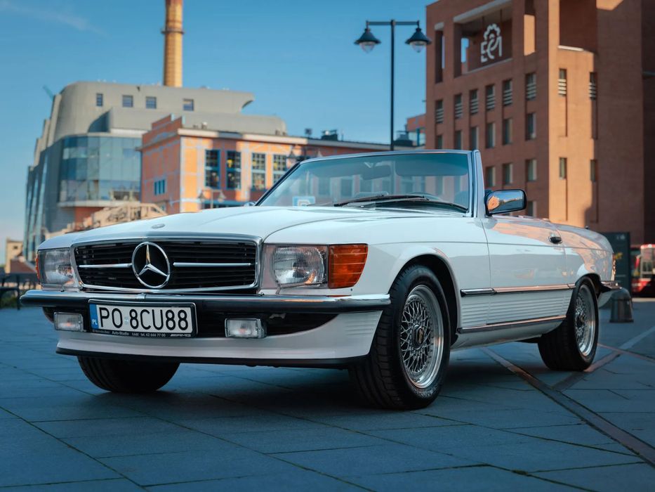 Mercedes-Benz SL SL 560 R107