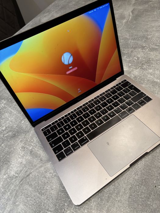 Apple Macbook Pro A1708 / i5 / 8GB Ram/ 128GB / 13,3 Retina